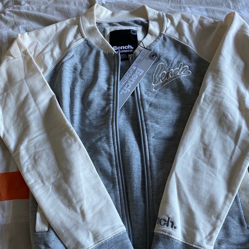 Bench urban Wear gray Raglan sweatshirt